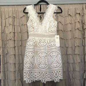 Monique Lhuillier dress